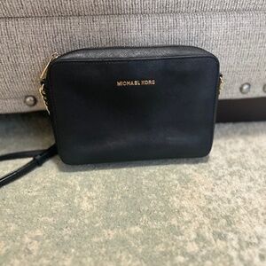 Michael Kors Cross Body Bag